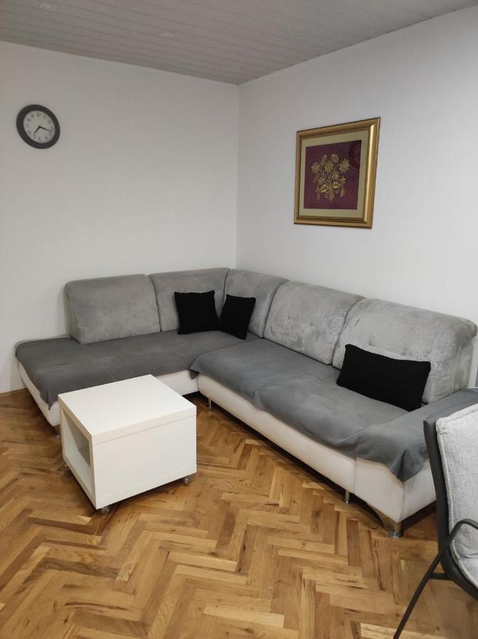 Lola Home Karlovac Luaran gambar