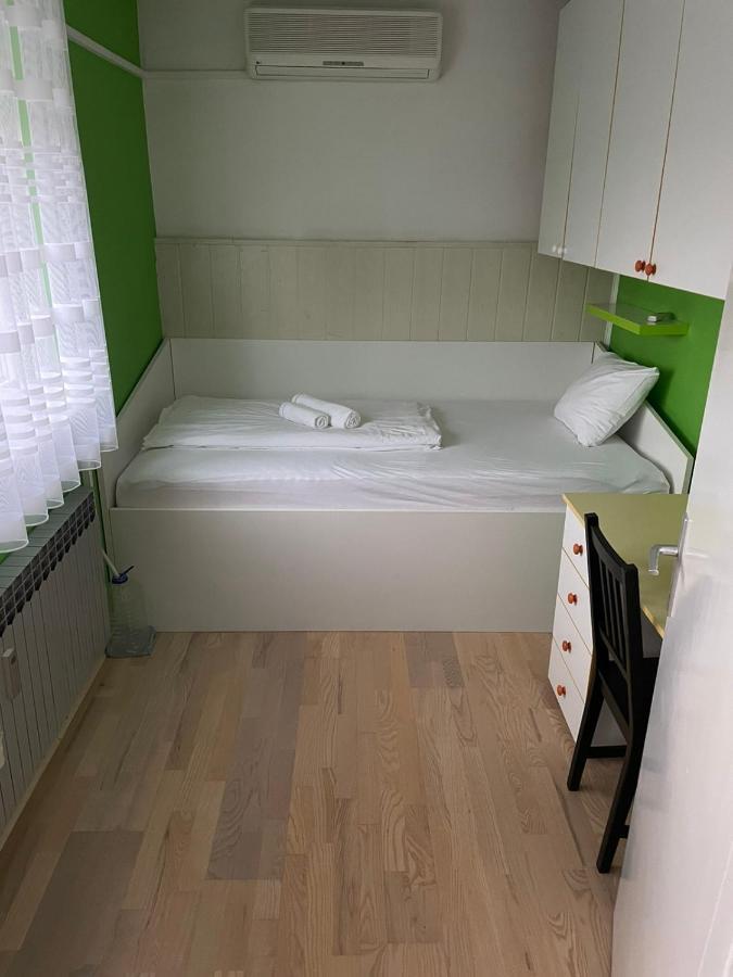 Lola Home Karlovac Luaran gambar